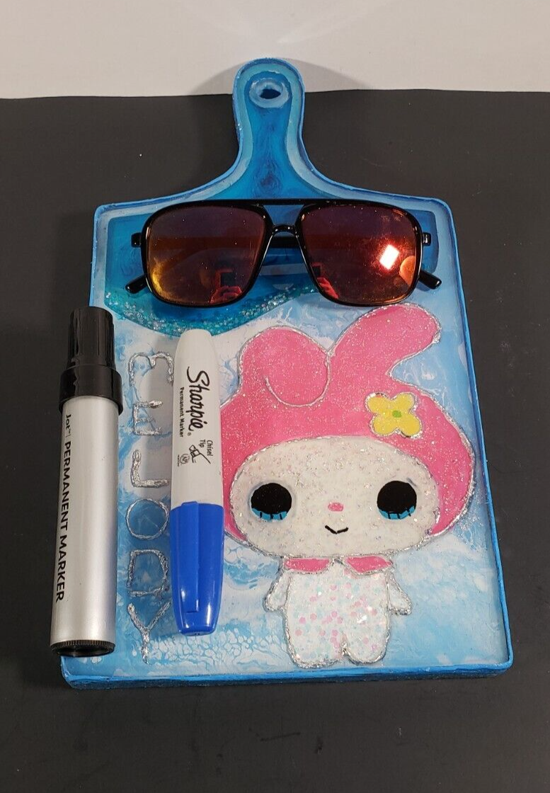 πΈ Hand Crafted Sanrio My Melody Resin Wall Hanger Stash Tray 4 Keys Glasses