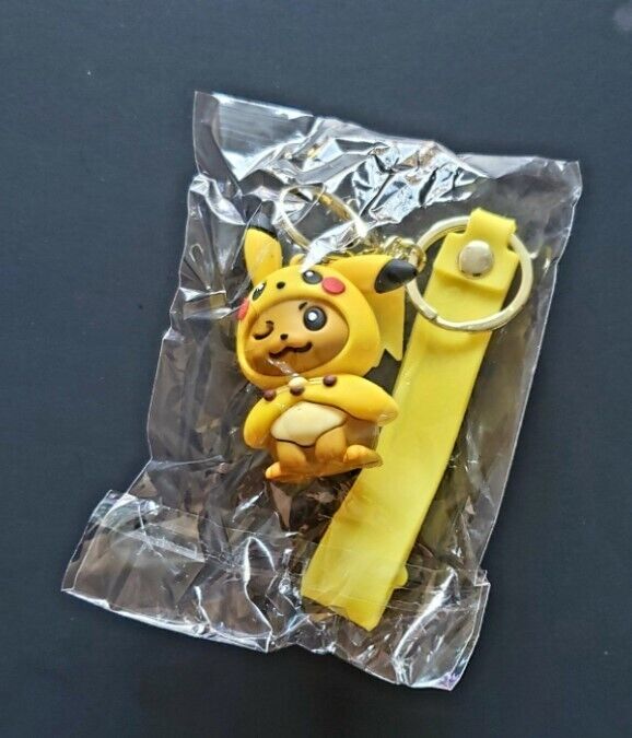Pokemon Eevee X Pikachu Costume 2 in 1 Lanyard Keychain - NEW & SEALED