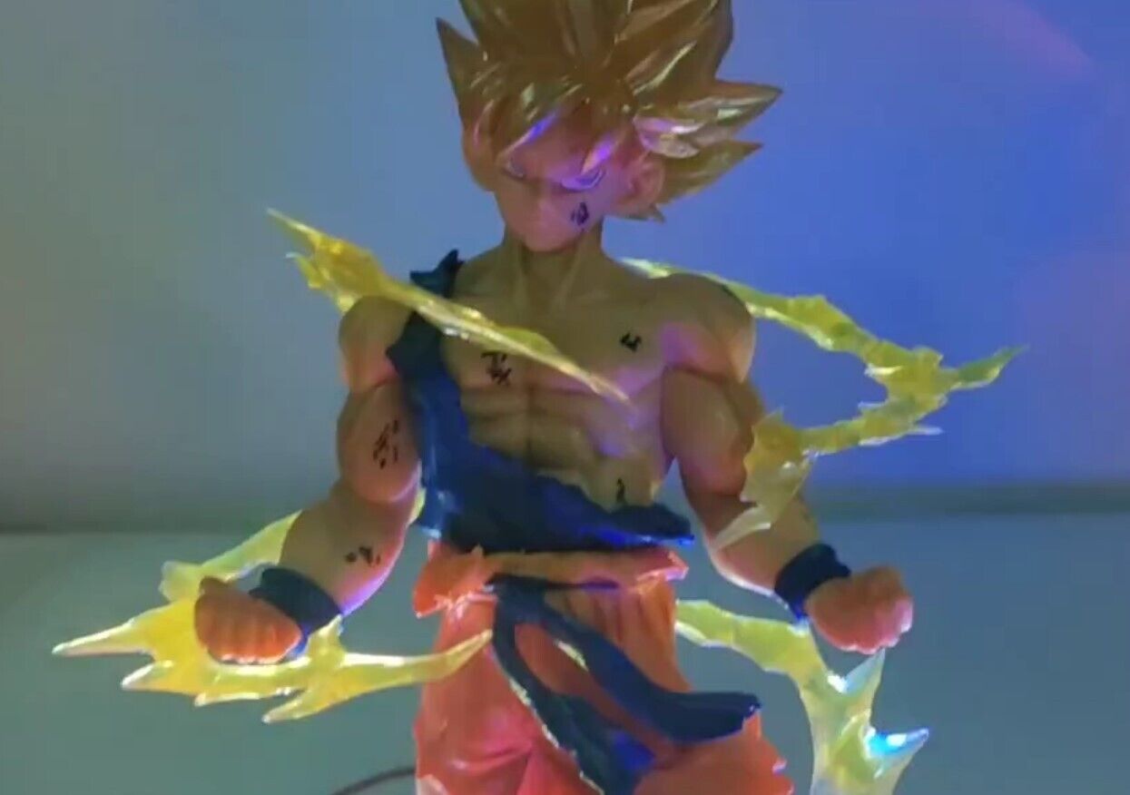 Dragon Ball Z Super Saiyan Goku RGB Lamp/Color Changing/Night Light - BRAND NEW